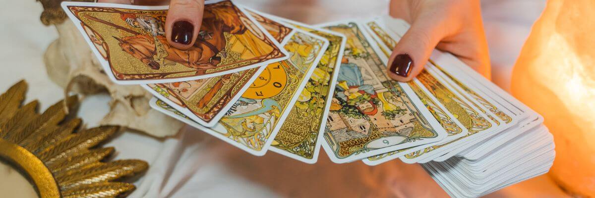 Czytanie Kart Tarota